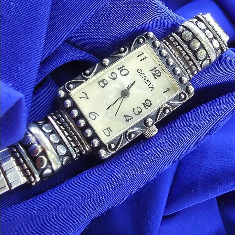 Geneva Slim Antique Style Womens Tank Watch New battery,  fully working